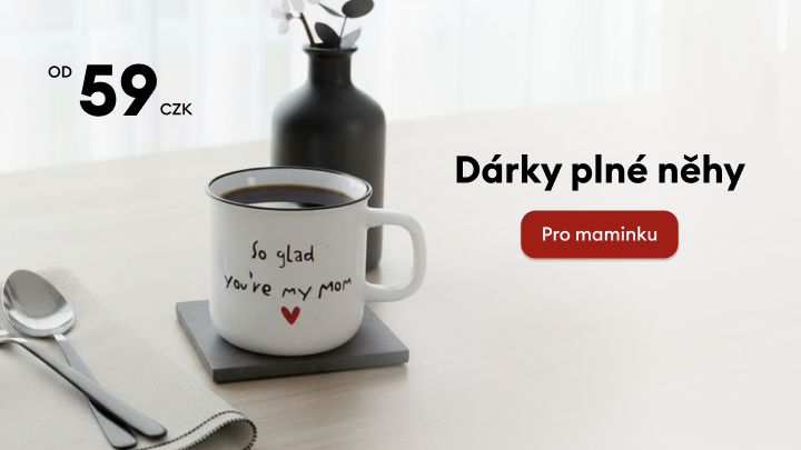 Propagace cenově dostupných dárků pro maminku, ilustrovaná osobním hrnkem jako nápadem na milý a praktický každodenní dárek.