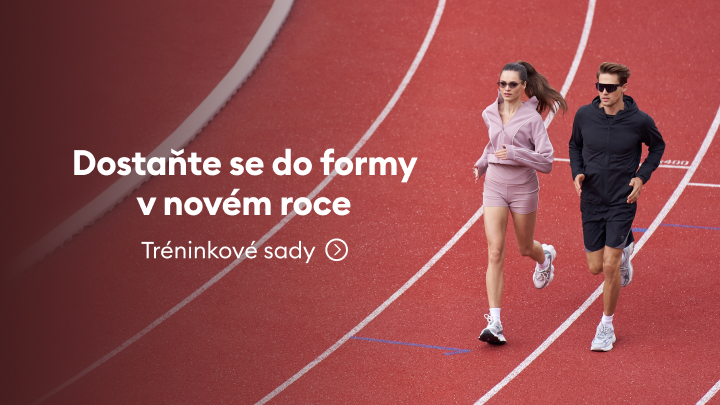 Dostaňte se do formy v novém roce. Dva lidé běží na atletické dráze a propagují tréninkové sady, které vám pomohou zlepšit kondici. Inspirace k aktivnímu životnímu stylu a péči o zdraví prostřednictvím pravidelného sportování. Odkaz na tréninkové sady.