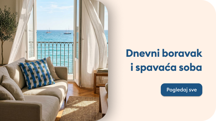 Inspiracija za uređenje dnevnog boravka i spavaće sobe u svijetlom interijeru uz more.