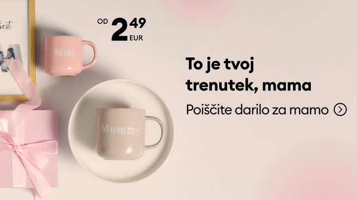 Promocija cenovno dostopnih daril za mamo, kot so ujemajoče se skodelice za mamo in otroka, z vabilom k nakupu in izpostavljeno nizko začetno ceno.