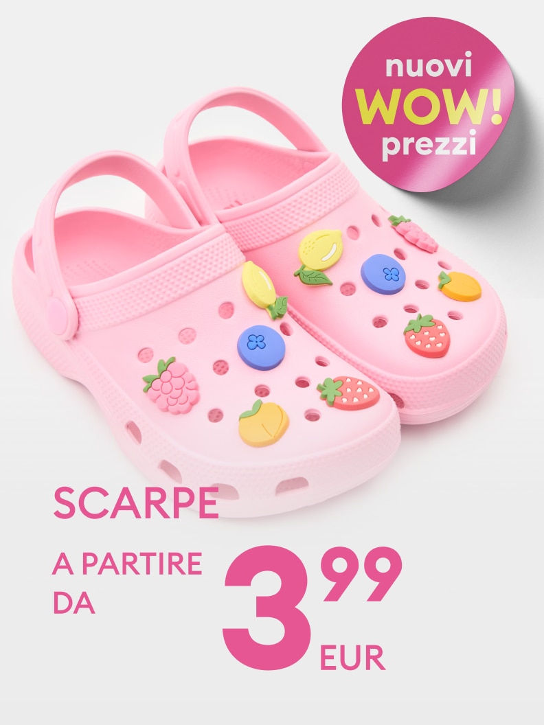 Promozione di scarpe per bambini con applicazioni decorative, proposta commerciale con prezzo di partenza a 3,99 euro.