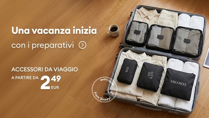 Valigia organizzata con accessori da viaggio compatti per preparare una vacanza in modo pratico e ordinato con prodotti Sinsay