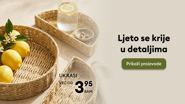 Promocija ljetnih ukrasnih dodataka za dom s fokusom na detalje i povoljne cijene, uz poziv korisniku da pregleda dostupne proizvode.