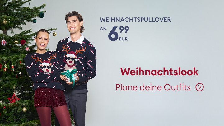 Weihnachtspullover ab 6,99 Euro. Entdecke festliche Outfits für die Weihnachtszeit. Text: Weihnachtslook – Plane deine Outfits. Perfekt für gemütliche Feiertage. Jetzt anschauen und inspirieren lassen. Ein grünes Geschenk wird präsentiert. Ein geschmückter Weihnachtsbaum steht daneben. banner