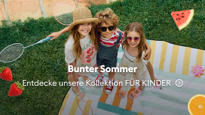 Werbebanner zur Bewerbung einer sommerlichen Kinderkollektion mit Aufforderung, neue Mode für Kinder zu entdecken.