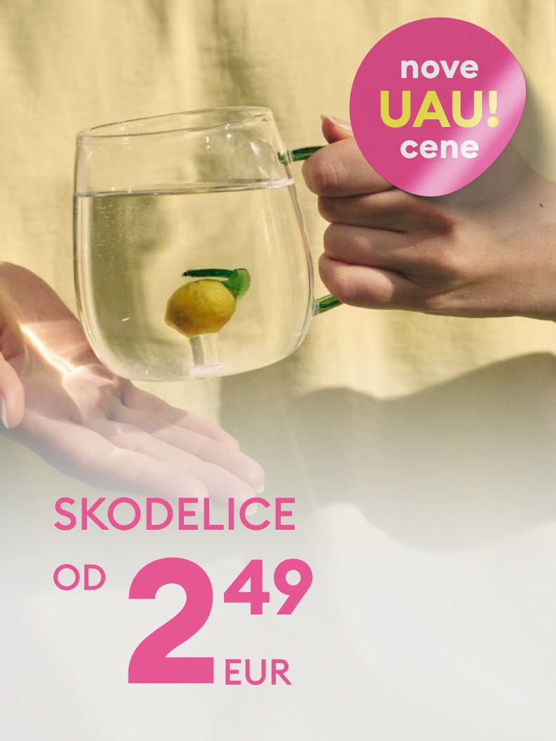 Promocija steklenih skodelic z novimi, znižanimi cenami, namenjena spodbujanju nakupa cenovno dostopnih izdelkov za vsakodnevno uporabo.