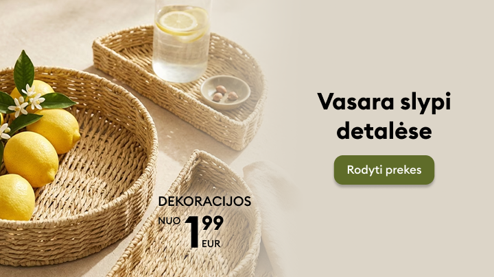 Vasaros namų dekoracijų pasiūlymas su pintais aksesuarais, skatinantis peržiūrėti prekes ir įsigyti interjero detales nuo 7,99 EUR.