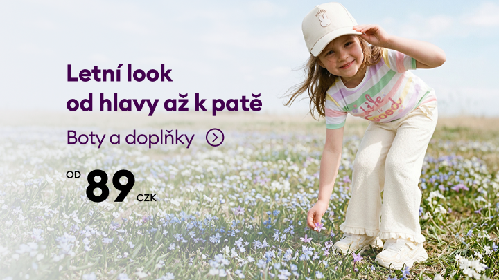 Propagační banner podporující nákup letního outfitu pro děti, se zaměřením na boty a doplňky a zdůrazněním cenové dostupnosti.