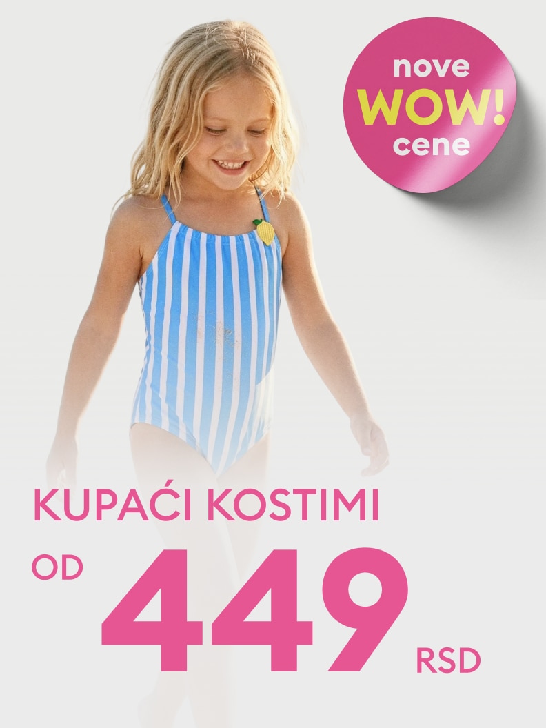 Promotivna poruka o ponudi dečjih kupaćih kostima po sniženoj, povoljnoj ceni, namenjena roditeljima koji traže letnju garderobu za decu.