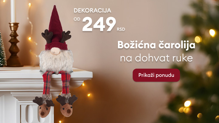 Božićna dekoracija - simpatični figurativni ukras u obliku gnom-a sa jelenovim rogovima i tartan detaljima. Cena od 249 RSD. Poruka: Božićna čarolija na dohvat ruke. Poziv na akciju sa tasterom „Prikaži ponudu”. Idealno za praznično dekorisanje doma. banner