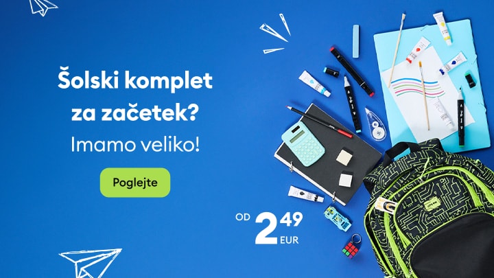 Otroci promovirajo šolske potrebščine in oblačila za začetek šolskega leta.