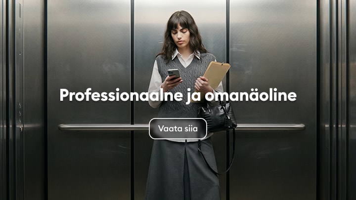 Professionaalse ja omanäolise naisterõivastuse reklaam töötavale naisele igapäevaseks kandmiseks