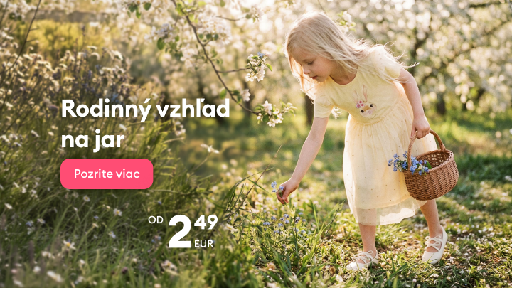 Propagačný banner informujúci o ponuke jarného rodinného outfitu a vyzývajúci k preskúmaniu dostupnej kolekcie za výhodnú cenu.